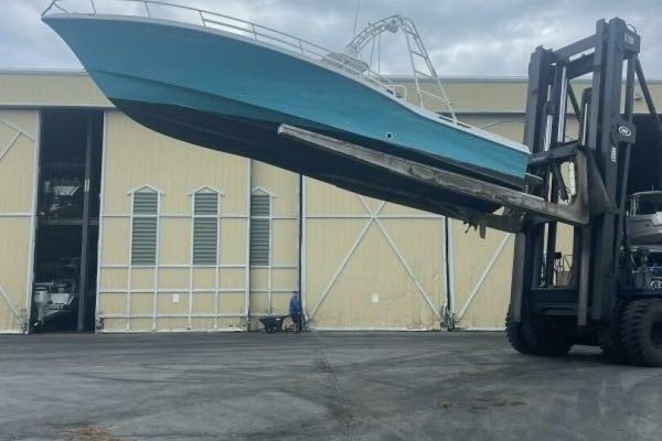 Megalodon 35ft OceanPro Yacht For Sale