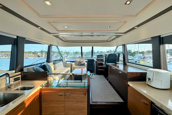 VALOR 50ft Tiara Yachts Yacht For Sale