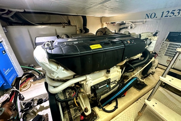Tiara Yachts 50 Coupe Yacht For Sale