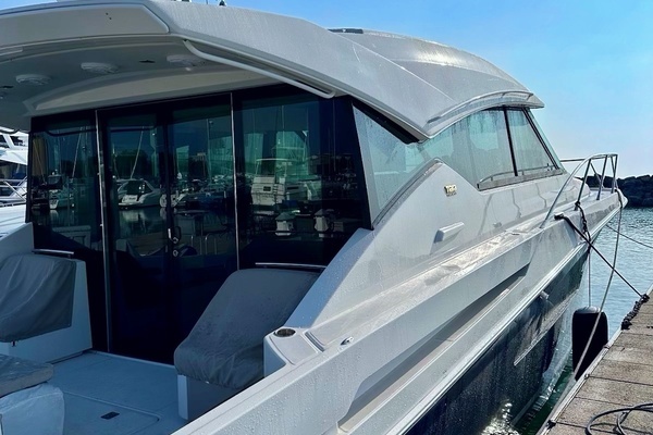 Tiara Yachts 50 Coupe Yacht For Sale