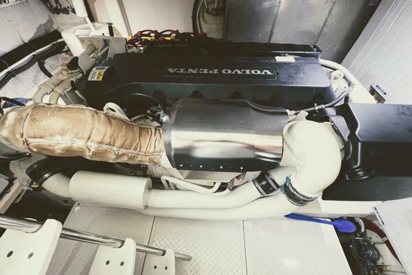 VALOR 50ft Tiara Yachts Yacht For Sale