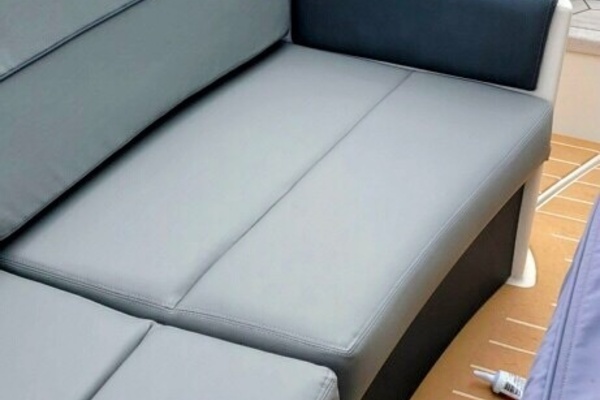 Tiara Yachts 50 Coupe Yacht For Sale