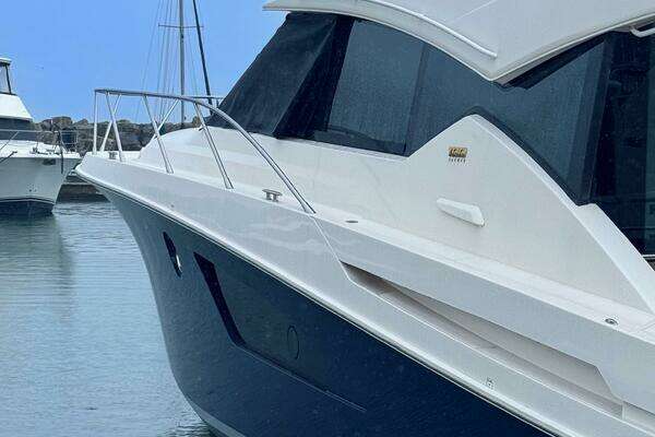 Tiara Yachts 50 Coupe Yacht For Sale