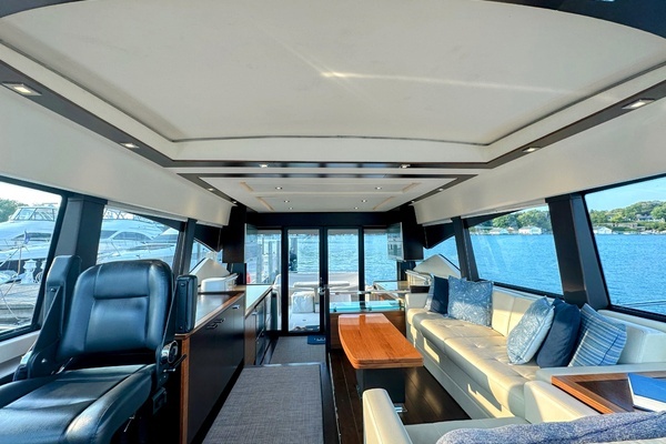 Tiara Yachts 50 Coupe Yacht For Sale