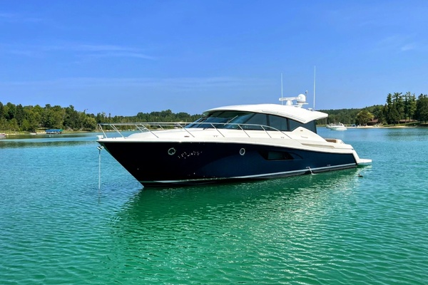 VALOR 50ft Tiara Yachts Yacht For Sale