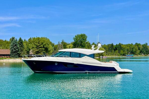 VALOR 50ft Tiara Yachts Yacht For Sale
