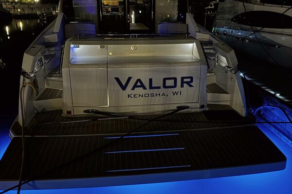 VALOR 50ft Tiara Yachts Yacht For Sale