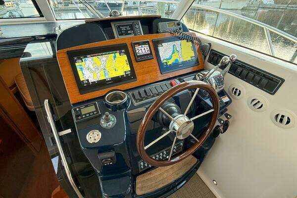 Tiara Yachts 3600 Coronet Yacht For Sale