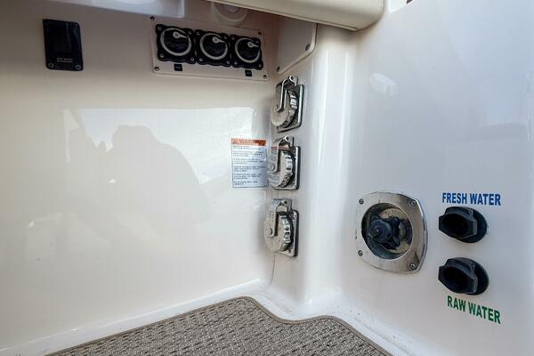 Sonder 36ft Tiara Yachts Yacht For Sale