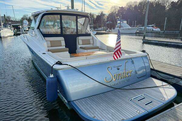 Photo of the 2013 Tiara Yachts 3600 Coronet "Sonder"