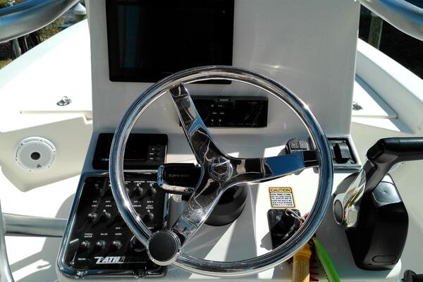 22ft Pathfinder Yacht For Sale