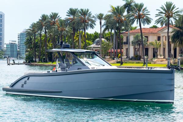 45ft Lekker Yacht For Sale