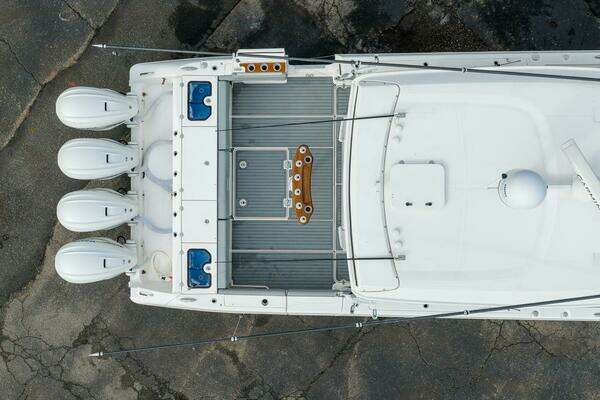 Everglades 455 Center Console Yacht For Sale