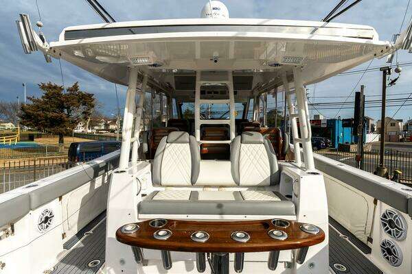 Everglades 455 Center Console Yacht For Sale