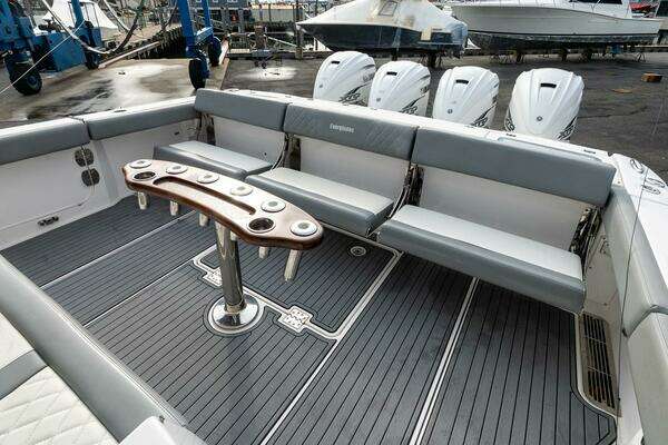 Everglades 455 Center Console Yacht For Sale