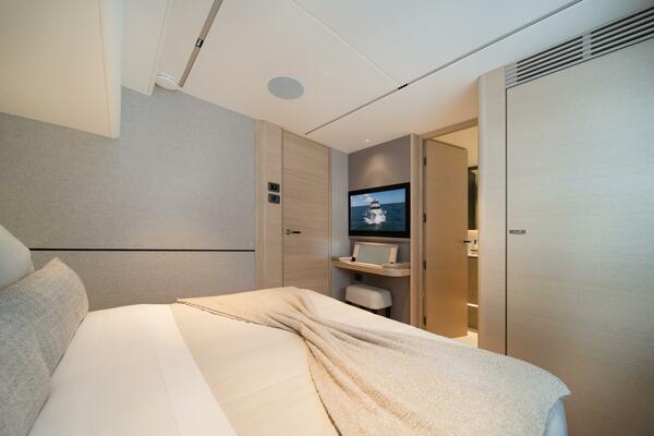 Meravi 80ft Princess Yacht For Sale
