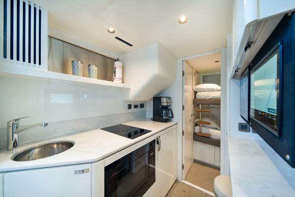 Meravi 80ft Princess Yacht For Sale