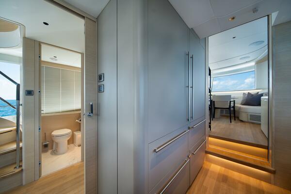 Meravi 80ft Princess Yacht For Sale