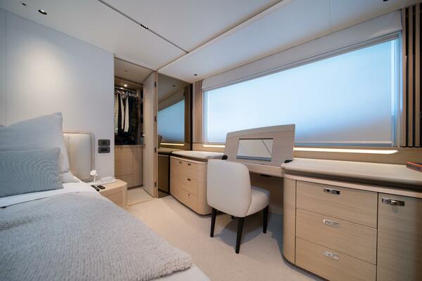 Meravi 80ft Princess Yacht For Sale