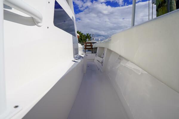 43ft Invincible Yacht For Sale