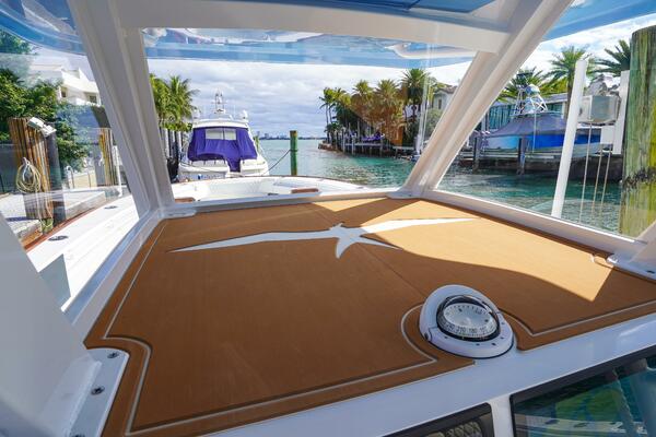 43ft Invincible Yacht For Sale