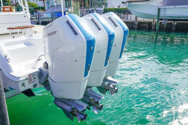 43ft Invincible Yacht For Sale