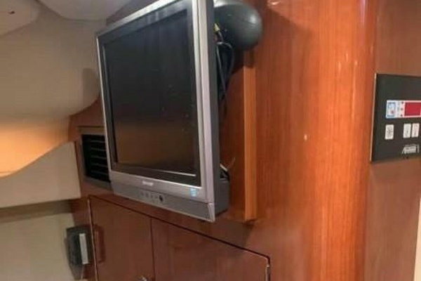 30ft Regal Yacht For Sale