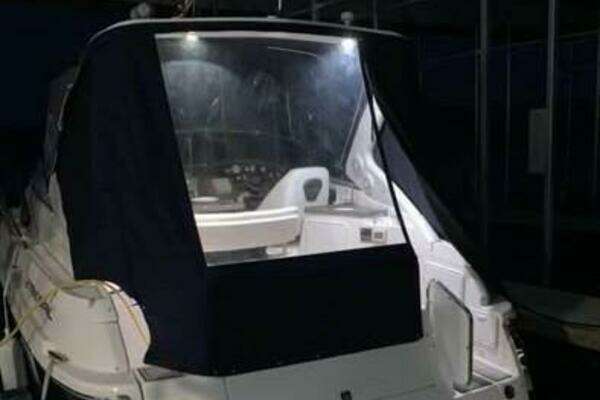 Photo of the 2006 Regal 3060 Window Express