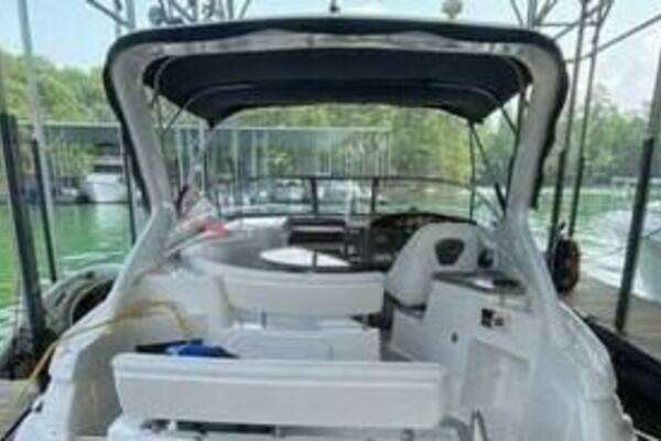 Photo of the 2006 Regal 3060 Window Express