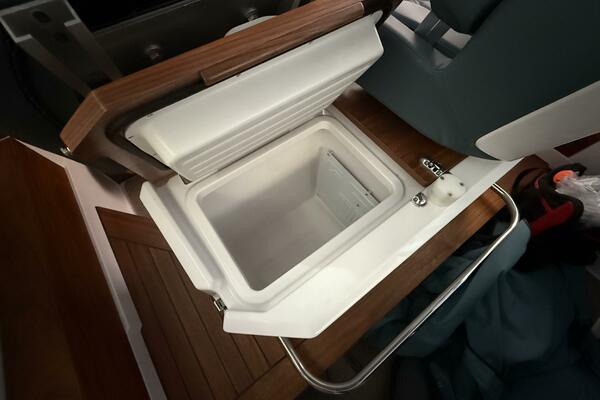 ONNEA 30ft Axopar Yacht For Sale