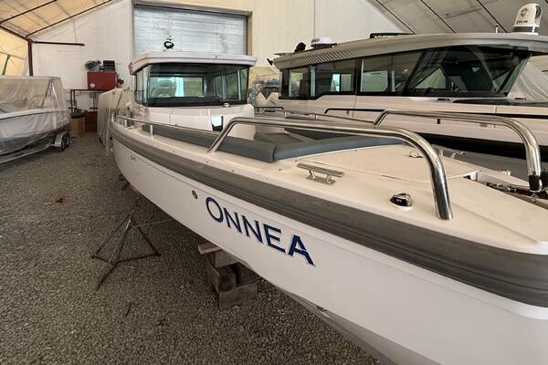 ONNEA 30ft Axopar Yacht For Sale