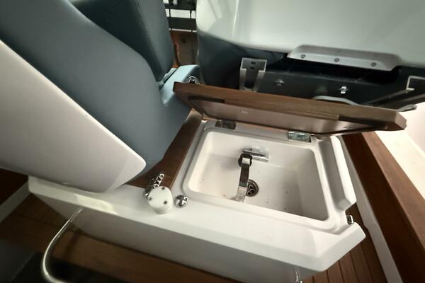 ONNEA 30ft Axopar Yacht For Sale