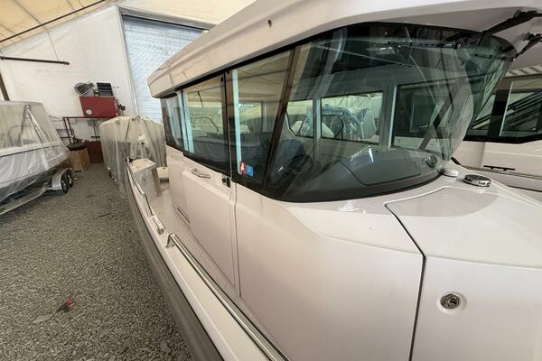 ONNEA 30ft Axopar Yacht For Sale