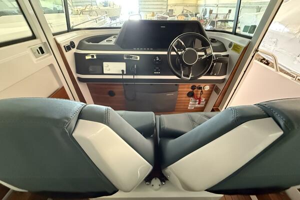 ONNEA 30ft Axopar Yacht For Sale