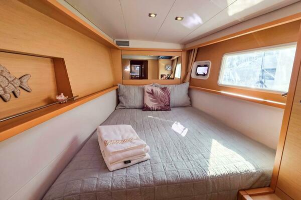 Neon Moon 45ft Lagoon Yacht For Sale