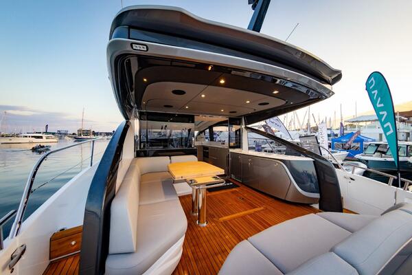 Princess V55 55ft Princess Yacht For Sale