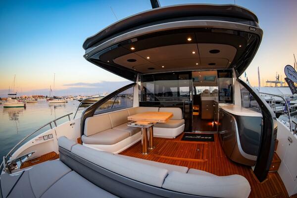 Princess V55 55ft Princess Yacht For Sale