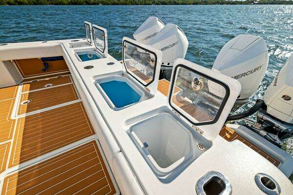 Barker Boatworks 40 HPC Yacht For Sale