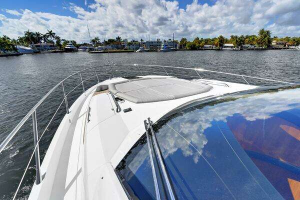 Sunseeker 68 Sport Yacht Yacht For Sale