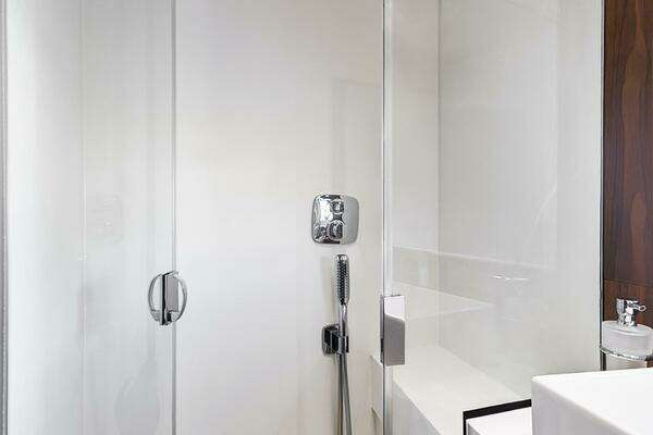 Sunseeker 68 Sport Yacht Yacht For Sale