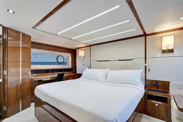 68ft Sunseeker Yacht For Sale