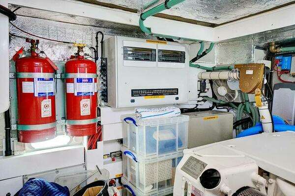 Sunseeker 68 Sport Yacht Yacht For Sale