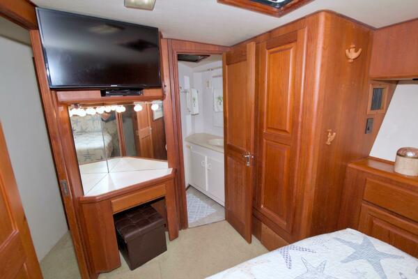 Beach House III 53ft Viking Yacht For Sale