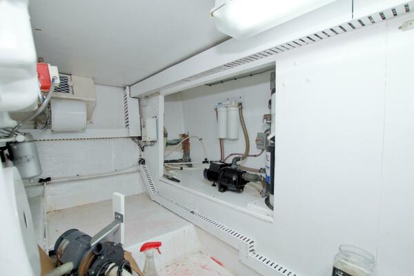 Beach House III 53ft Viking Yacht For Sale