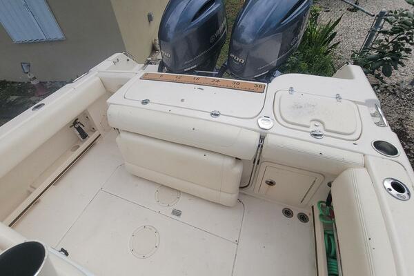 25ft Grady White Yacht For Sale