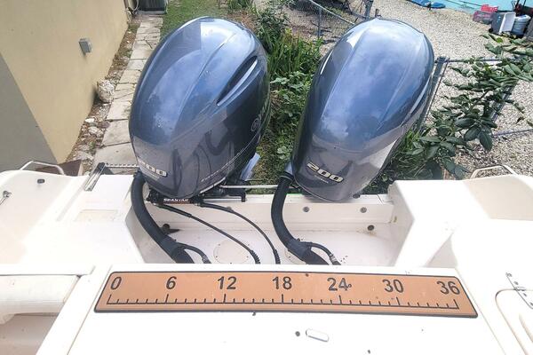 25ft Grady White Yacht For Sale