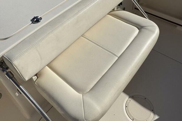 25ft Grady White Yacht For Sale