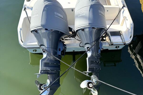 25ft Grady White Yacht For Sale