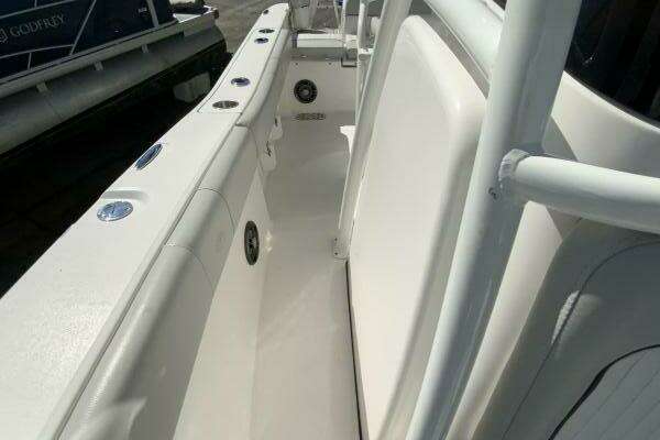 2022 Sea Fox 22