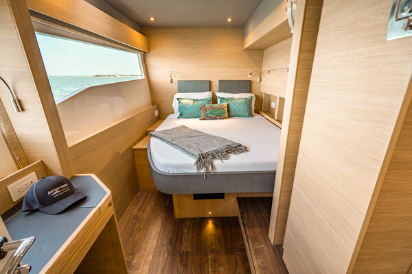 54ft Aquila Yacht For Sale